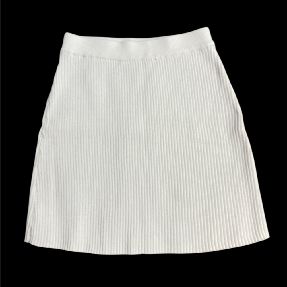 Willow & Wind White Ribbed mini Skirt size small new